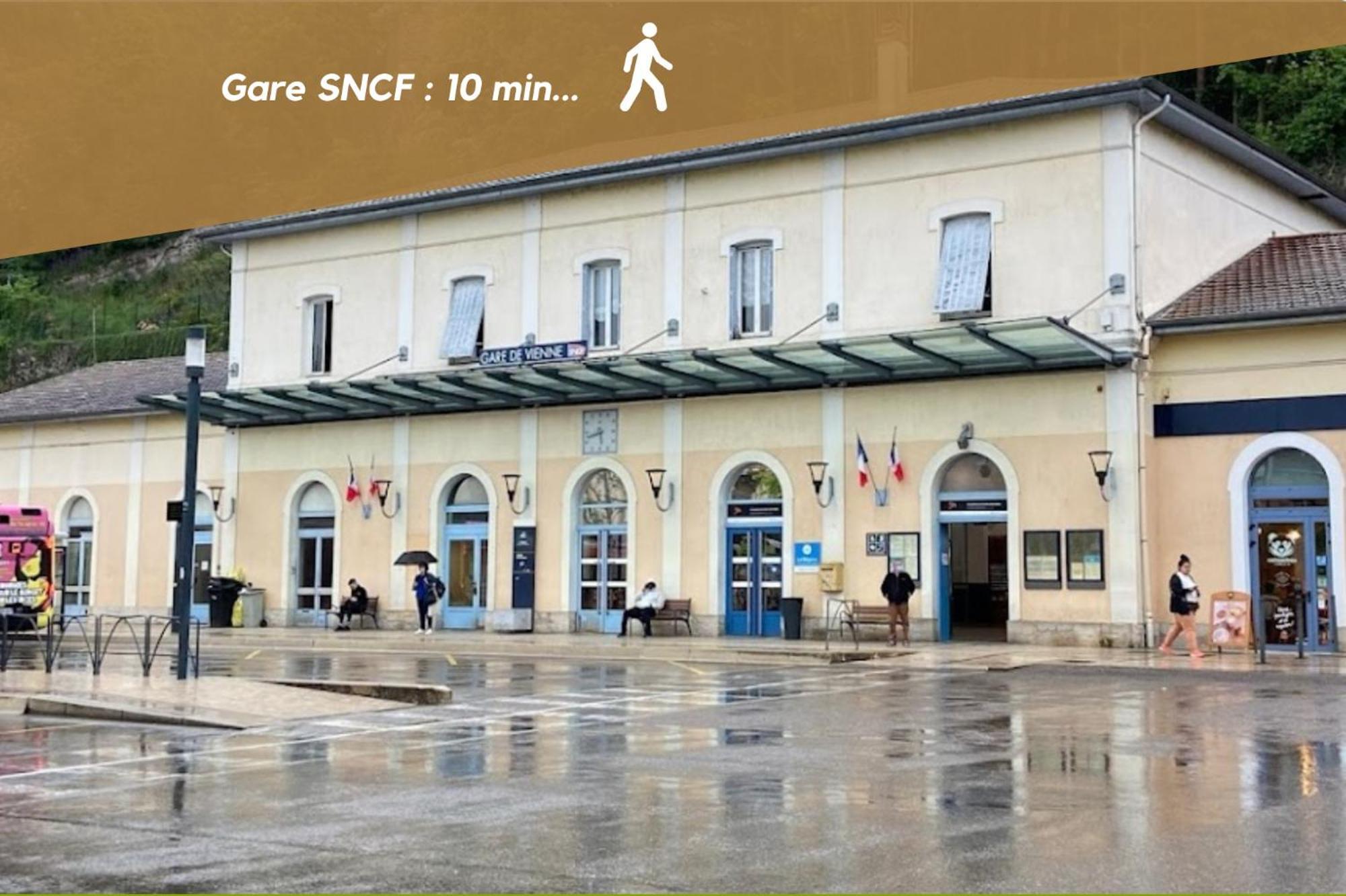 La Petite Histoire Vienne (Isere) Exterior foto
